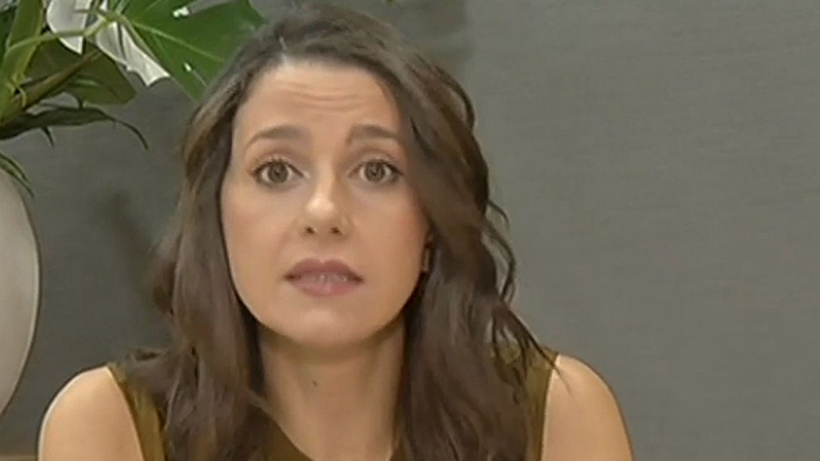 Arrimadas: "Como más de la mitad de los catalanes, estamos absolutamente excluidos de los actos que ha organizado la Generalitat"