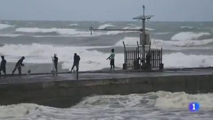 El tifón Mangkhut llega a Filipinas con ráfagas de viento de hasta 285 kilómetros por hora