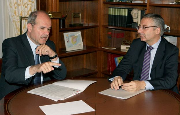  - Reunión entre Chaves y Blanco