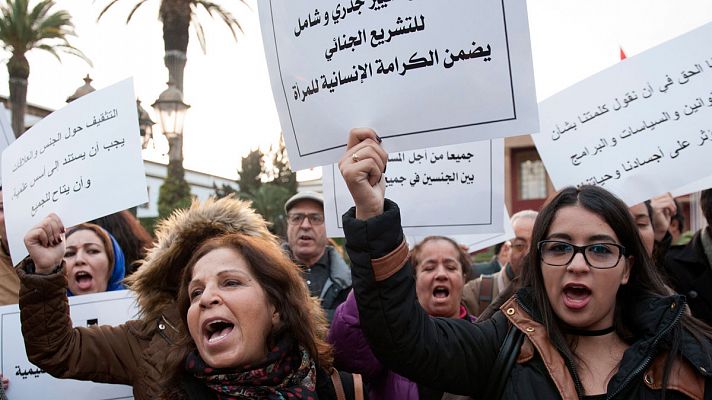 Marruecos aprueba una ley que penaliza el acoso a las mujeres en la calle y centros de trabajo 