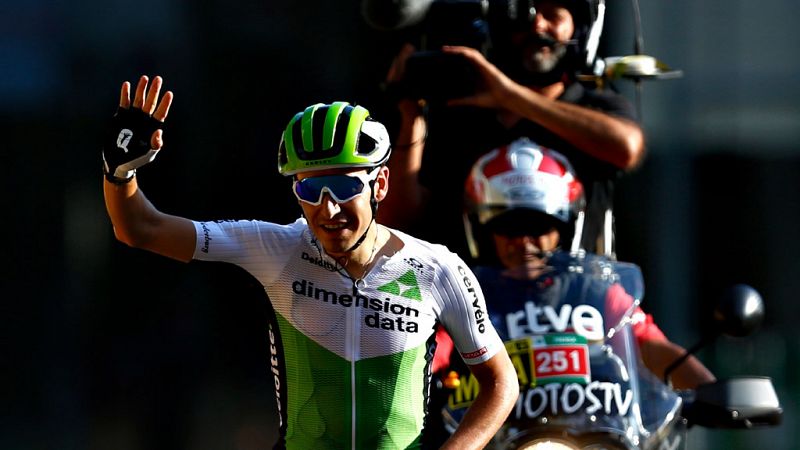 El ciclista espaol Igor Antn (Dimesion Data) confes este domingo en el da de su despedida como corredor profesional, que coincide con la ltima etapa de la Vuelta a Espaa 2018. que se le acumulan "muchsimas emociones" sabiendo ya que no formar
