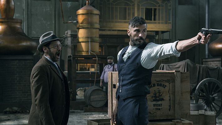 El Continental - Ricardo León dispara a Perico