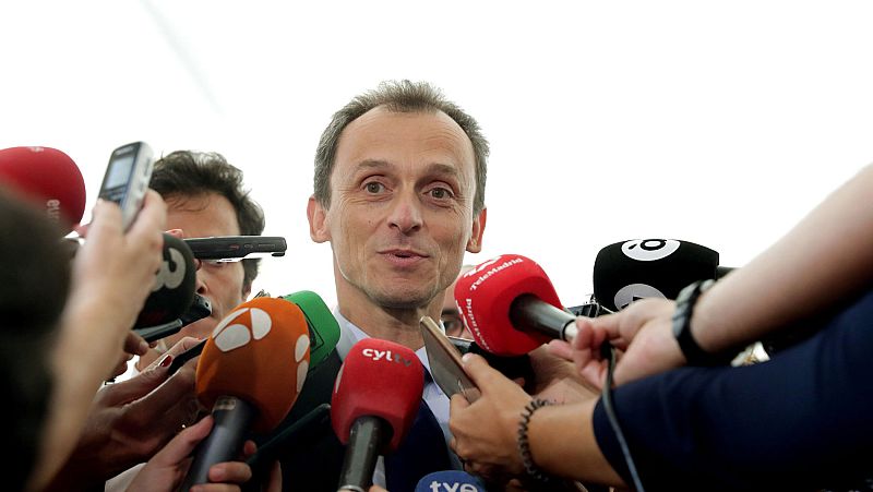 El ministro y los rectores consideran puntuales las irregularidades en los másteres