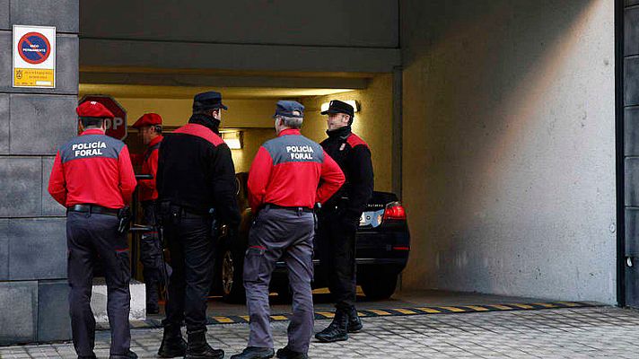 Un hombre de 50 años y sus dos hijos de 29 y 17 años han muerto en un tiroteo en Navarra 