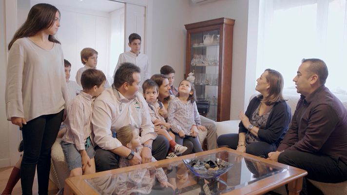 Mamás y papás a la vista - Teresa y Víctor - Thais e Isabel