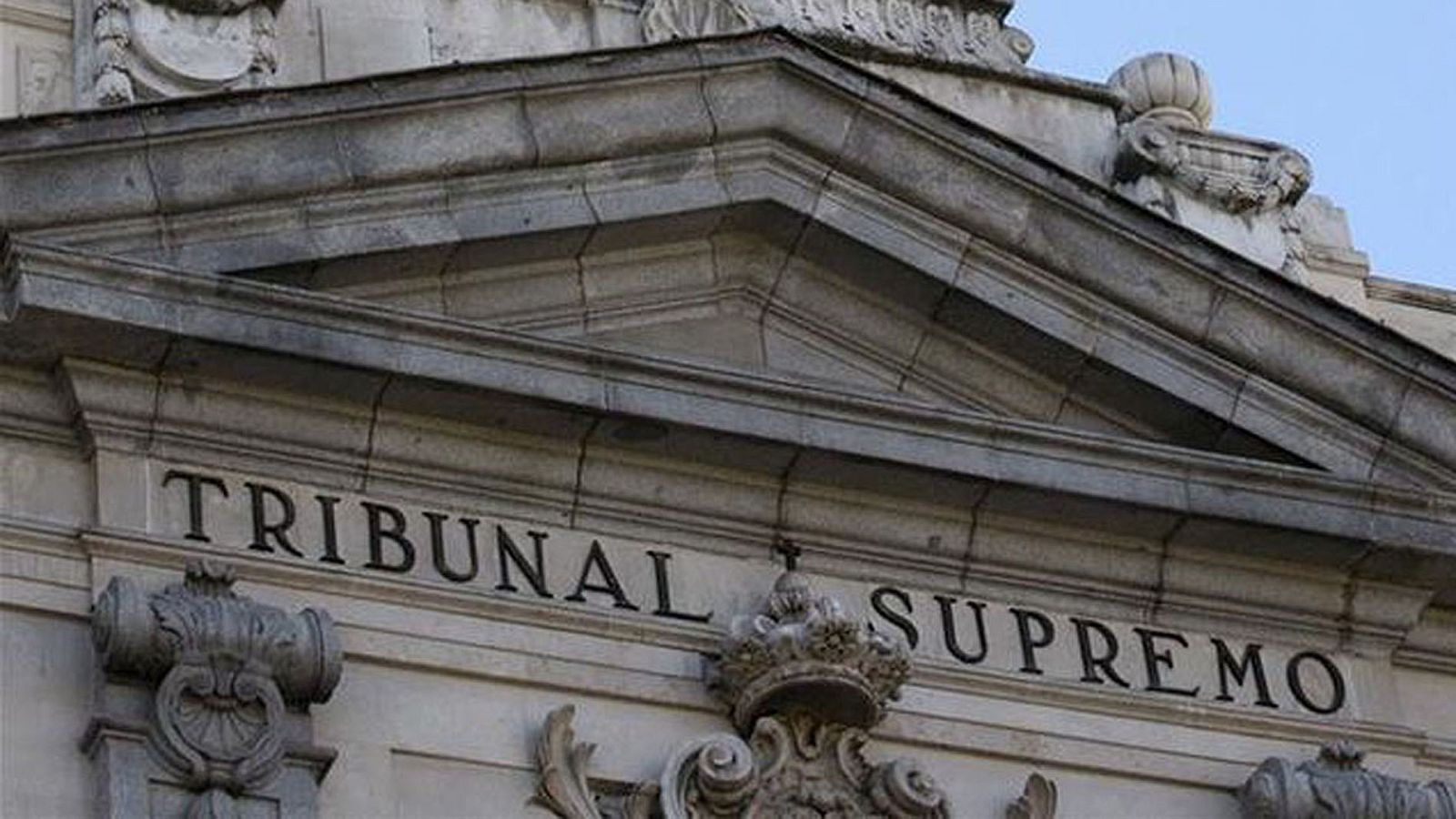 Telediario 1: El TS fija que todo contacto corporal de tipo sexual es abuso y no coacciones | RTVE Play