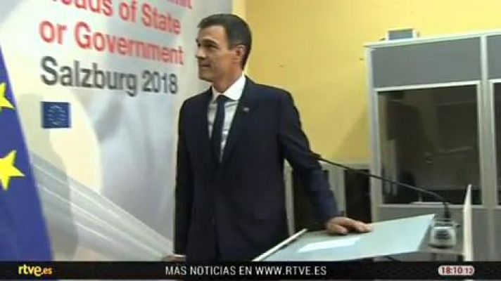 Informativo 24h - Sánchez resta importancia al "fallo" en una reseña de su libro que subsanará en una nueva edición