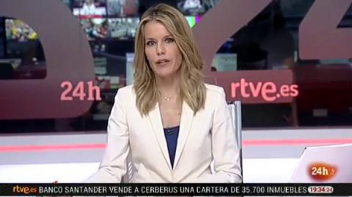 Informativo 24h - Miles de personas conmemoran el aniversario de las protestas del 20S ante la Consellería de Economía