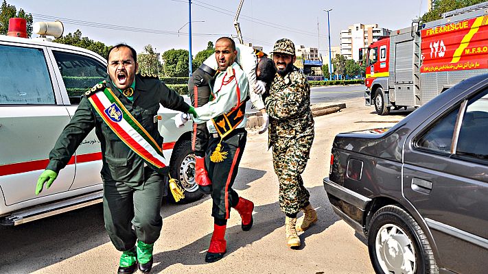 Informativo 24h - Un ataque terrorista contra un desfile militar deja 24 muertos en Irán