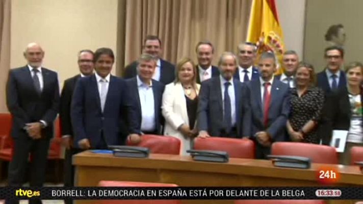 Parlamento - Alianza Parlamentaria contra el Hambre