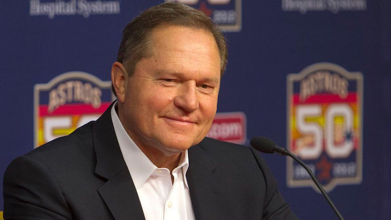 Scott Boras lidera la lista de 'superagentes', seguido de Mendes | Ver