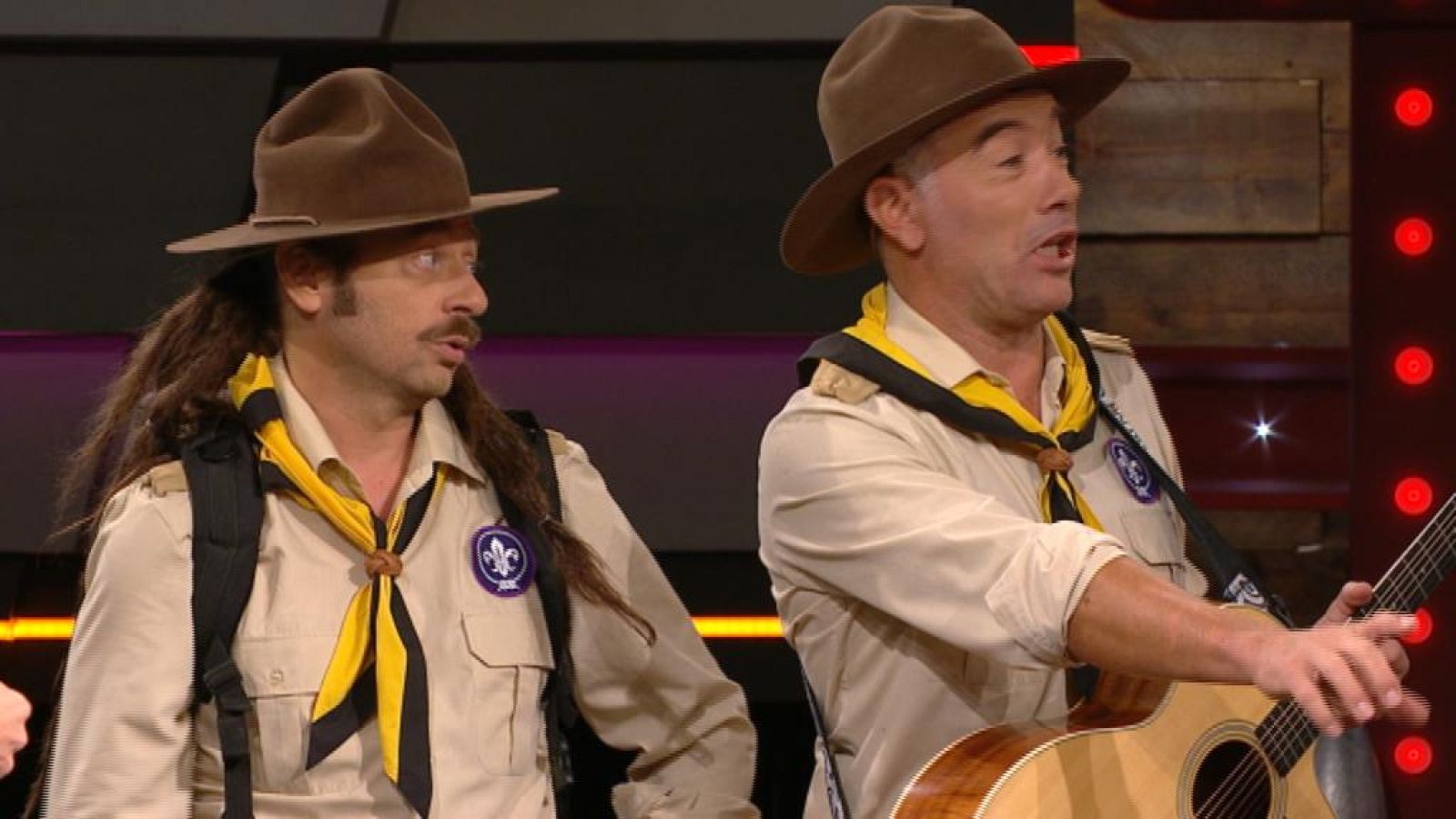 Programa Inesperat - Uns escoltes especials sorprenen en Marc Parrot