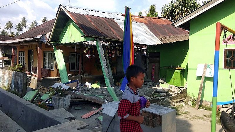 Un seísmo de 7,5 grados sacude la isla de Célebes, en el norte de Indonesia