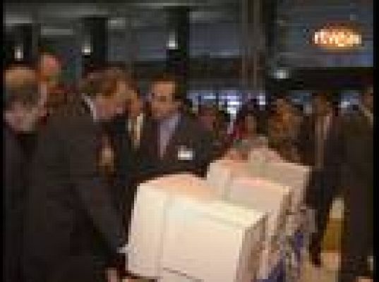 Fue noticia en el Archivo de RTVE - Visita de los Reyes al SIMO en 1995