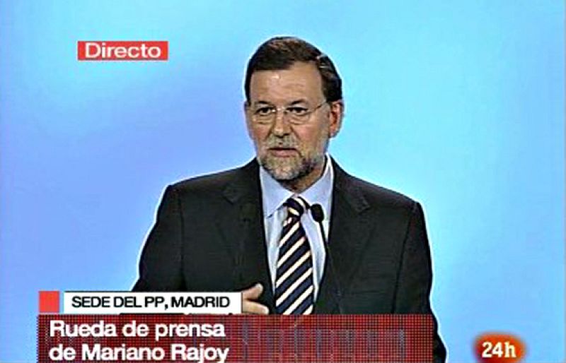 El líder del PP, Mariano Rajoy, ha señalado que, con la remodelación del Gobierno, Zapatero reconoce que su equipo económico ha sido un "fiasco" y cree que la trayectoria en economía de Elena Salgado es una "página en blanco".  