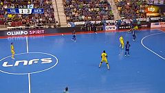 Manu García anota el 2-3 para el Valdepeñas