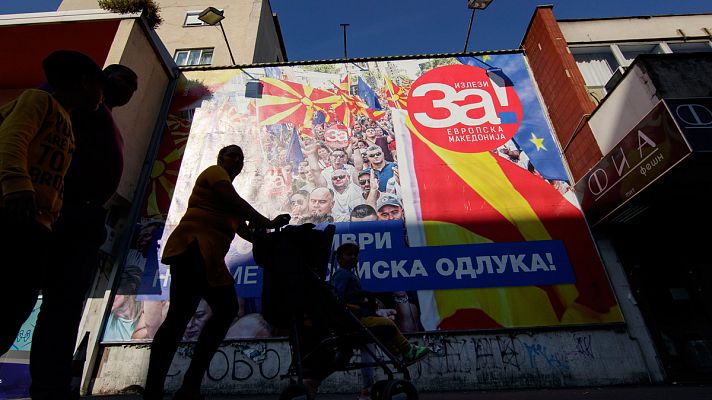 Informativo 24h - La Antigua República Yugoslava de Macedonia vota si acepta cambiar su nombre a República de Macedonia del Norte