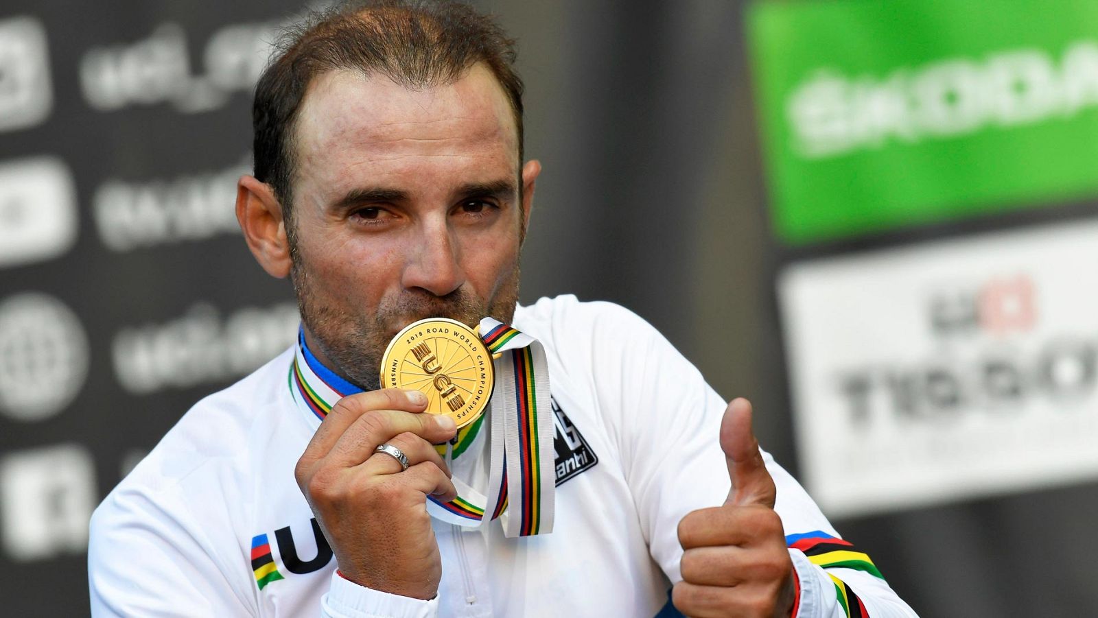 Alejandro Valverde logra por fin el Mundial de ciclismo | Ver