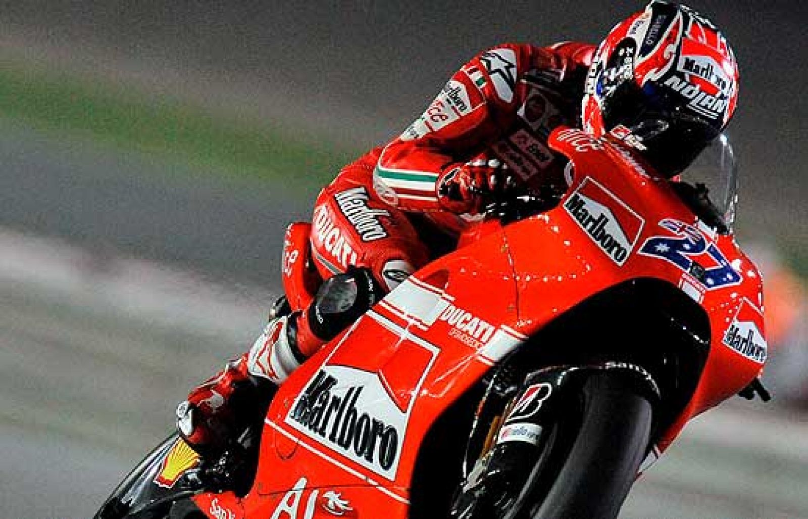 Casey Stoner ha vuelto a mostrarse implacable en Qatar y ha ganado su tercer Gran Premio Consecutivo.
