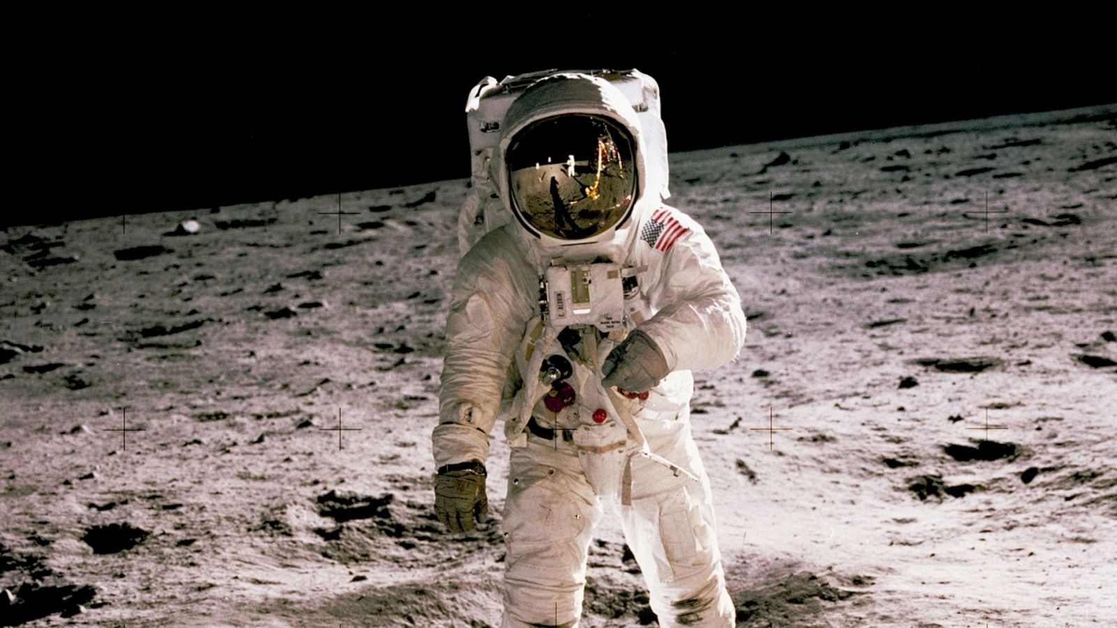 Enviar el hombre a la Luna fue una de las primeras metas de la Administración Nacional de la Aeronáutica y del Espacio (NASA) de EE.UU. al iniciar sus operaciones un lejano 1 de octubre de 1958, hace 60 años, un periodo en el que la agencia ha amplia
