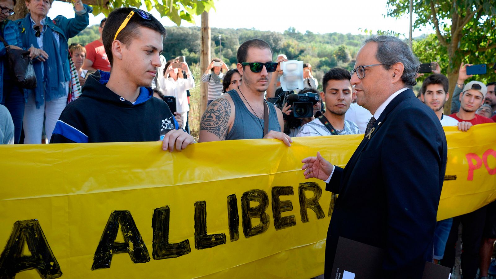 Aniversario referéndum Cataluña - Torra pide a los CDR que "presionen" por la república