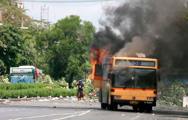  - Se retiran de Bangkok