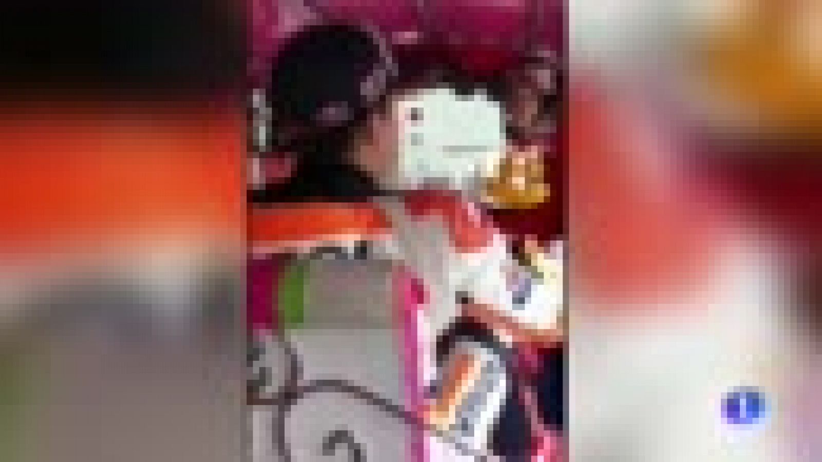 Marc Márquez se divierte en Tailandia con un tuk-tuk | Ver