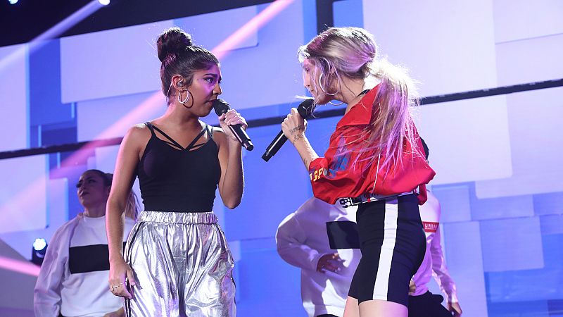 OT 2018 - frica y Mara cantan "Friends" en la Gala 2 de Operacin Triunfo