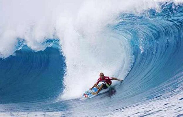 Wright reta a Kelly Slater