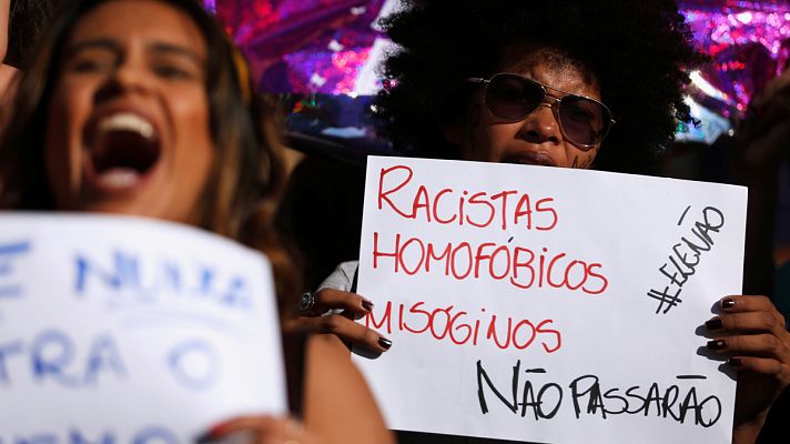 Telediario 1 - 'Ele não' (Él no), el movimiento de mujeres brasileñas contra el ultraderechista Jair Bolsonaro