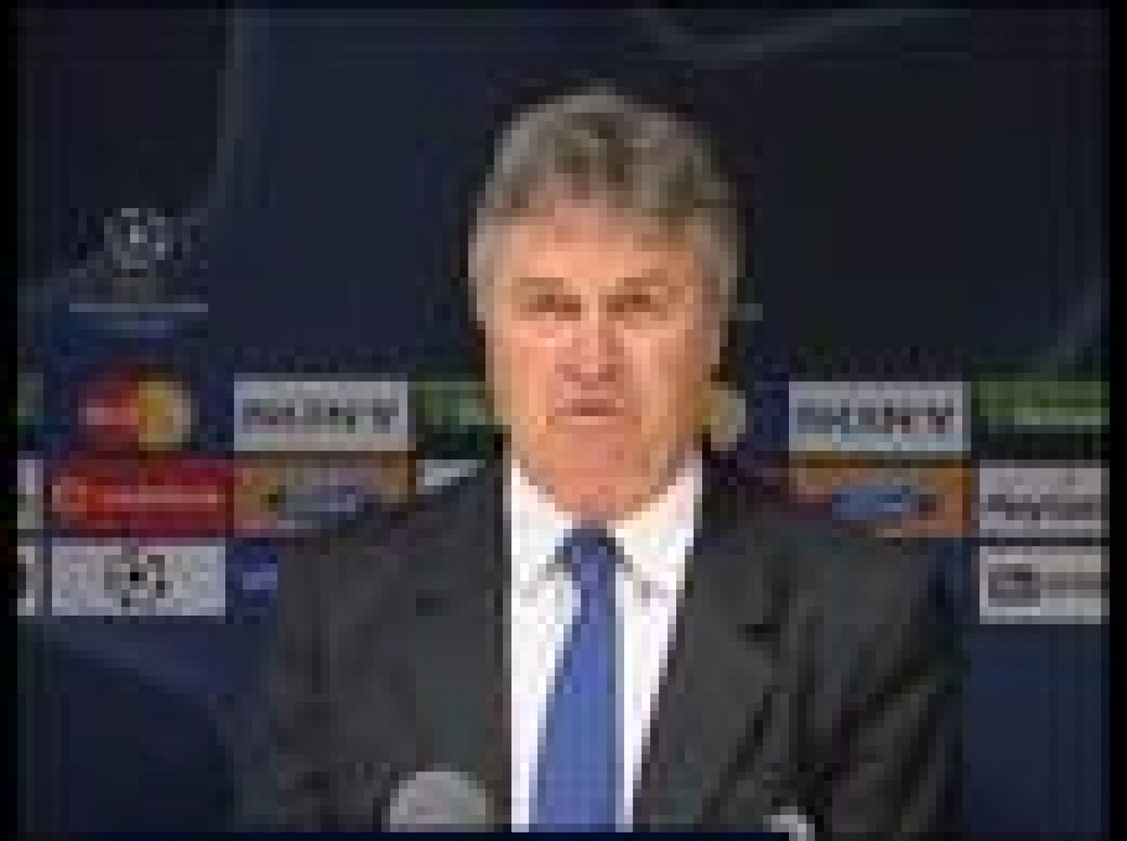 Hiddink: 'El Barcelona es un equipo muy peligroso' - Champions League | Ver
