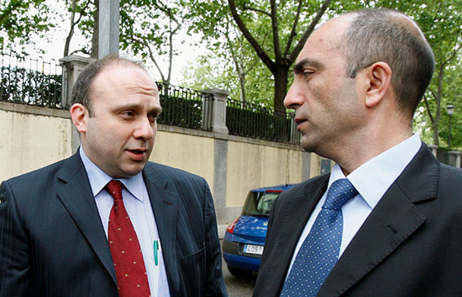 El forense turco del Yak 42 Bülent Sam asegura que "insistían en llevárselos incluso sin identificar para llegar al funeral"