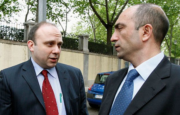  - "Insistían en llevárselos"