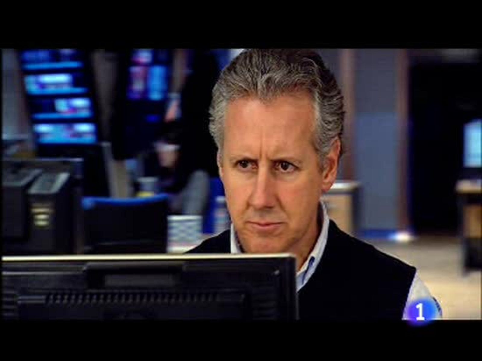 El director de Televisión Española, Javier Pons, ha presentado las novedades informativas para el próximo trimestre, entre ellas un nuevo "Tengo una pregunta para usted" y un cara a cara López Aguilar-Mayor Oreja por las próximas elecciones europeas.