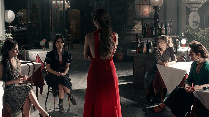 El Continental - Andrea y Gloria se organizan para reabrir El Continental