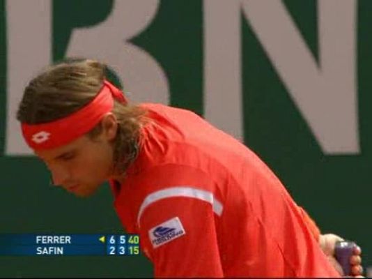  - Ferrer vence en dos cómodos sets