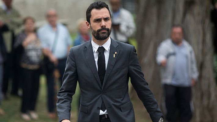 Telediario 1 - Ruptura en el soberanismo: ERC se alía con el PSC y tumba el voto delegado de JxCat