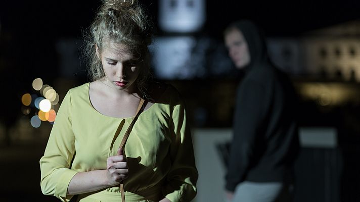 Telediario 1 - Un siglo para que las niñas alcancen sus derechos