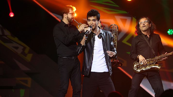 OT 2018 - Dave canta "Rocanrol bumerang"