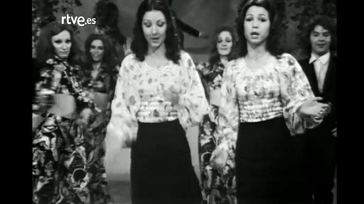 Cachitos de hierro y cromo - "Te estoy amando locamente" - Las Grecas