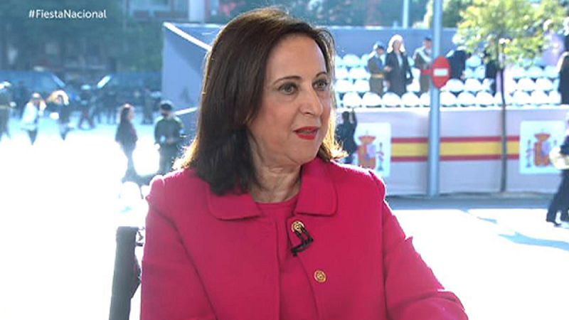 La ministra de Defensa, Margarita Robles, ha expresado a TVE su ¿profundo orgullo¿ por participar por primera vez en el desfile de la Fiesta Nacional. ¿Desde que me hice cargo del Ministerio de Defensa, poder representar a nuestras fuerzas es un moti
