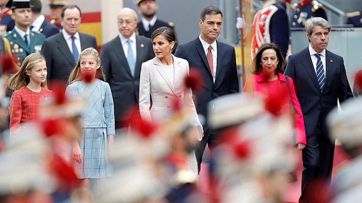 Telediario 1 - Gritos y abucheos a Pedro Sánchez en el Día de la Fiesta Nacional