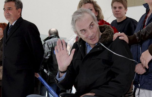  - Neira sale del hospital