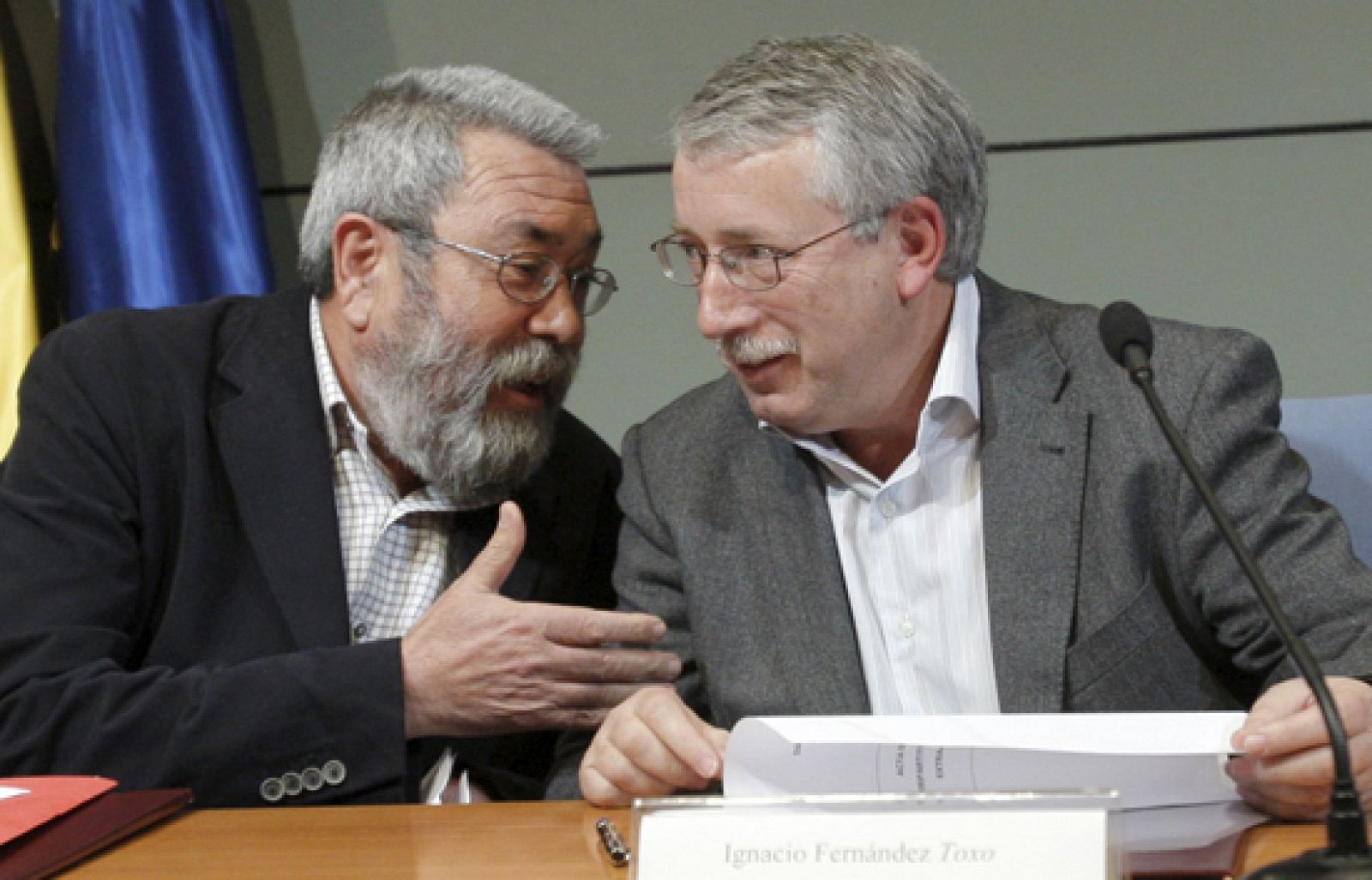 Y piden al presidente del Gobierno que dé explicaciones porque fue él quien lo nombró.  Y recuerdan que ya hay flexibilidad en la edad de jubilación. A los empresarios las preocupa que se genere alarma social y piden prudencia.