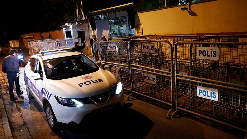 La policía turca registra durante nueve horas el Consulado saudí donde desapareció el periodista Khashoggi