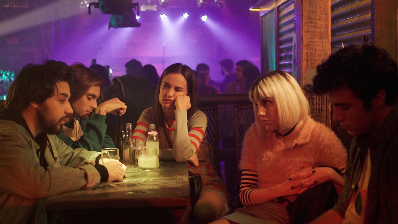 Bajo la red - Capítulo 1x06