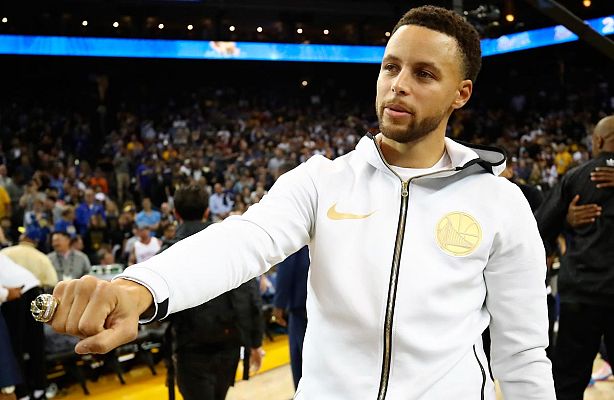 Telediario 1 - Los Warriors y los Celtics comienzan fuerte la nueva temporada