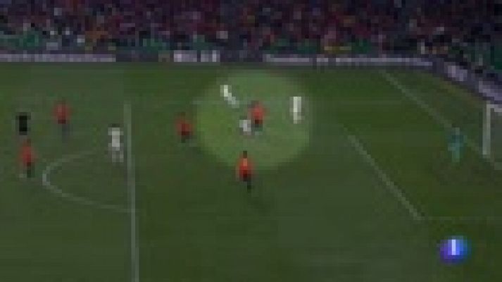 Telediario 1 - Ramos no pisó a Sterling