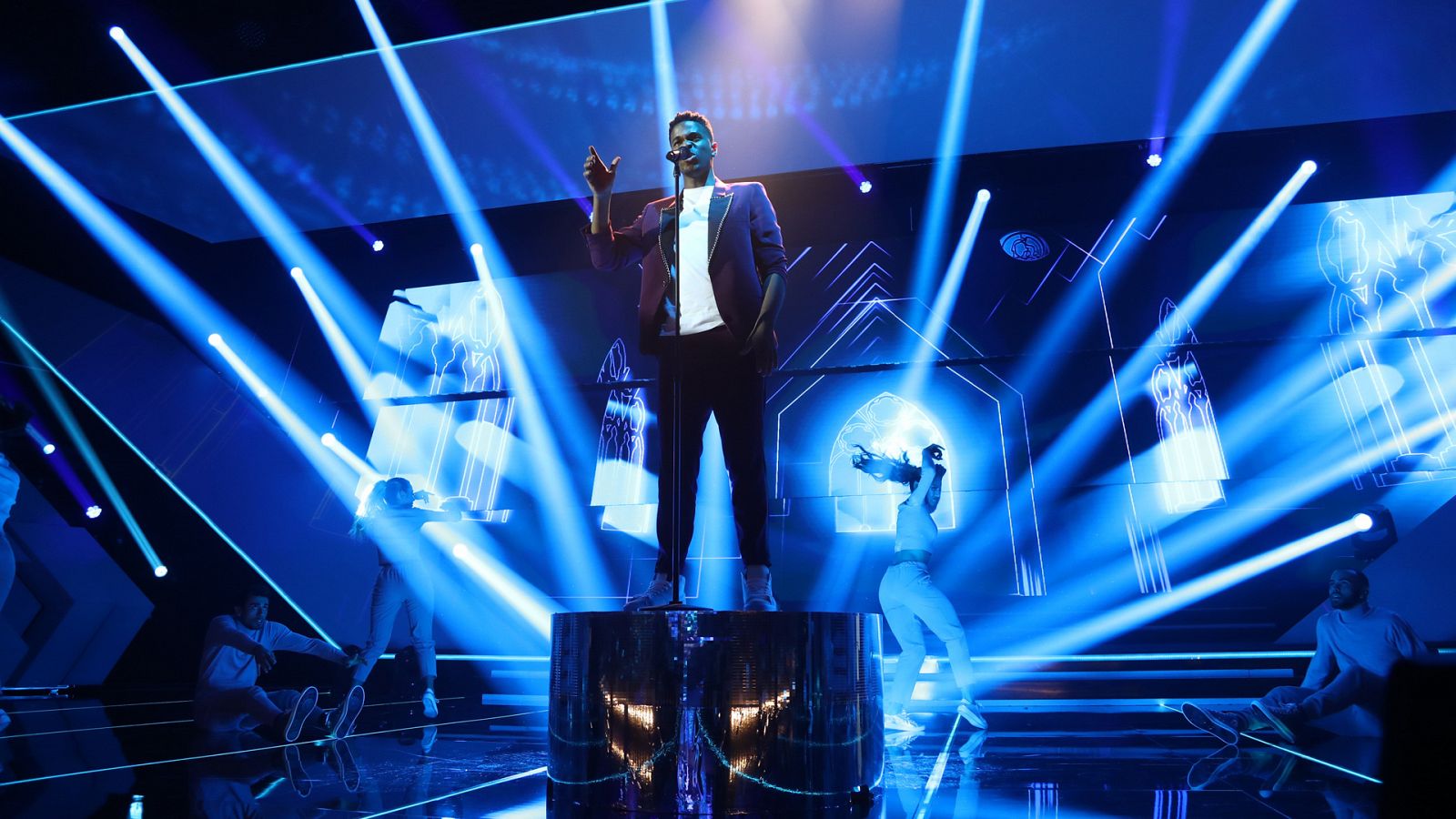 OT 2018 - Famous canta "Take me to church" en la gala 4