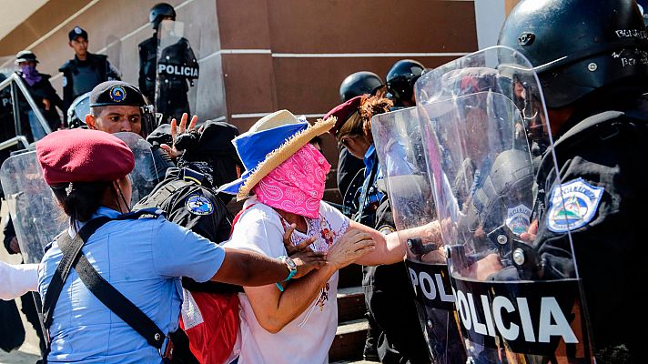 Telediario 1 - La situación en Nicaragua: protestas ilegales si no son de los seguidores de Ortega